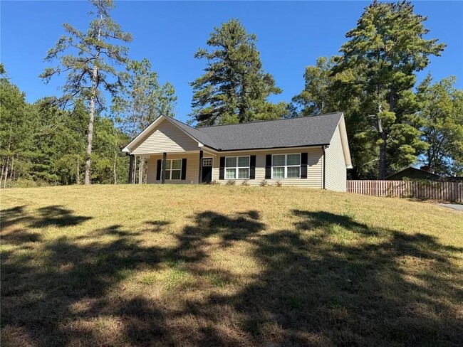 Building Photo - 635 Ben Higgins Rd