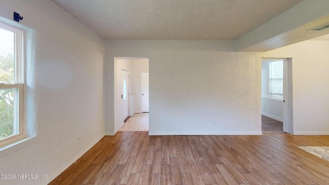 Photo - 6926 Camelot Rd