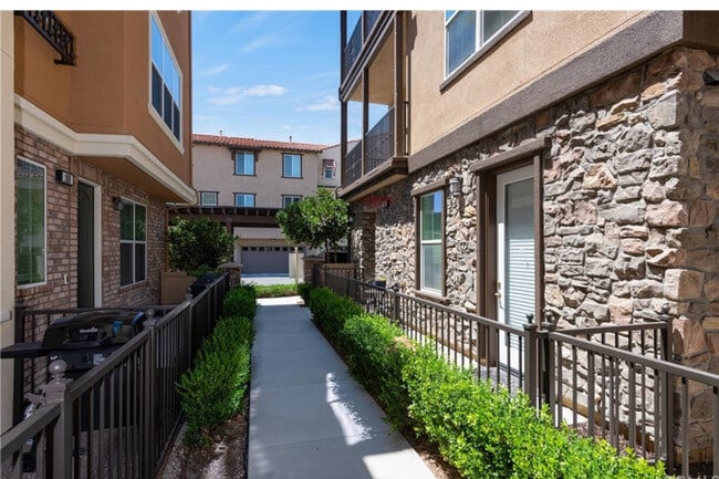 Photo - 23 Quinn Way Unit 23 Quinn Way