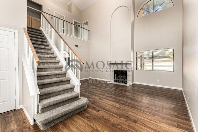 Photo - 2024 N Sunset Dr