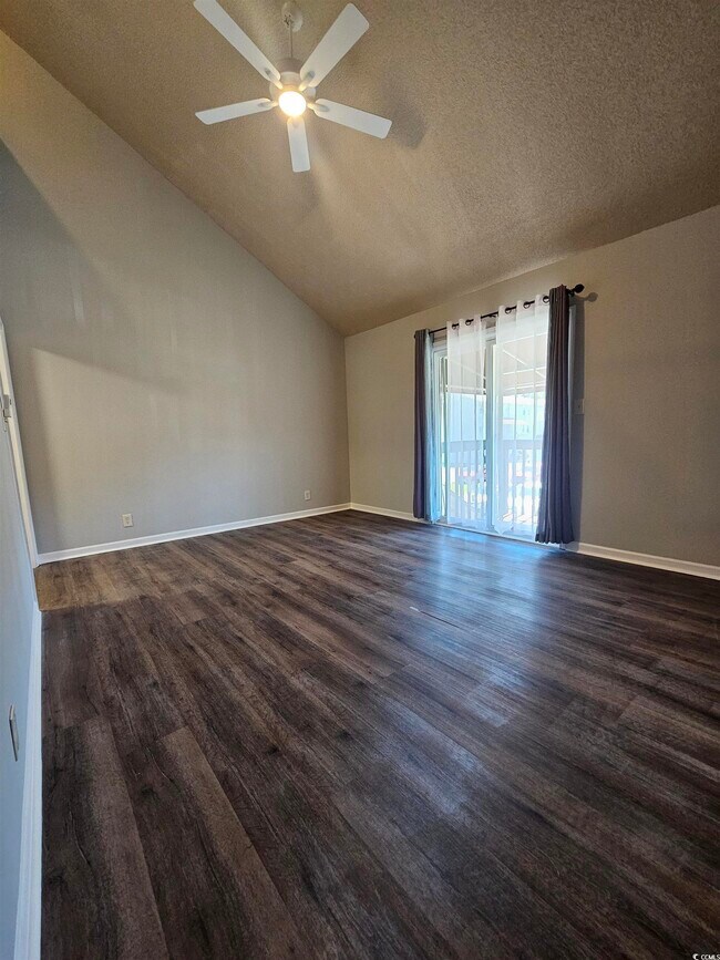 Photo - 755 Burcale Rd