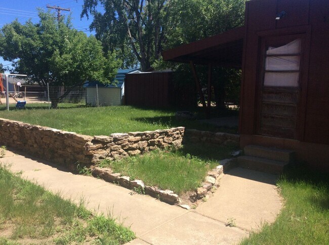 Photo - Charming 3 bedroom, 2.5 bath Single Family house