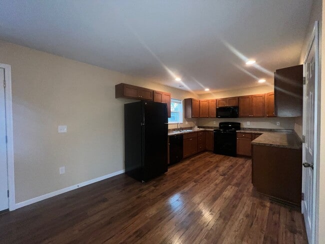 Photo - 3 Bedroom Duplex