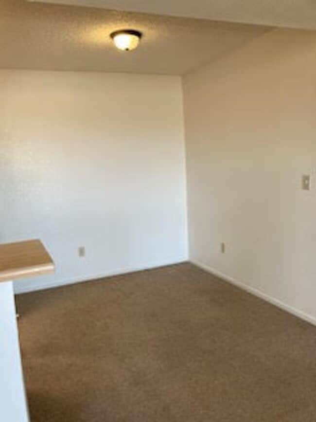 Laughlin Bay Village 2 Bedroom Condo! House Rental in Laughlin, NV