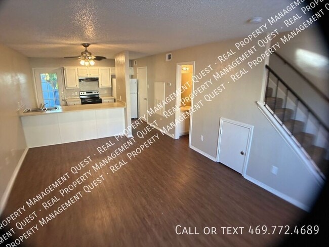 Photo - 143 Austin Stone Dr