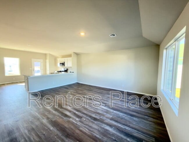 Photo - 1105 W Lawton Rd