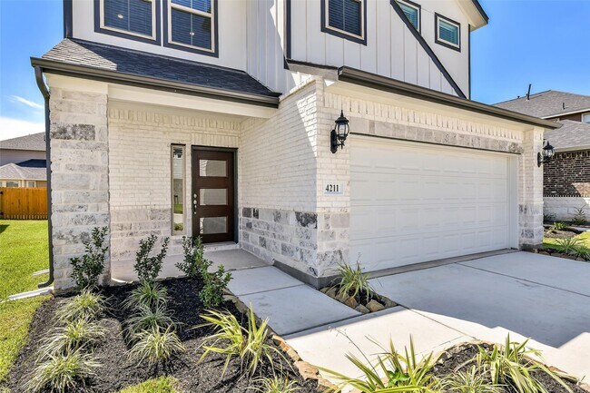 Photo - 4211 Sternside Ln