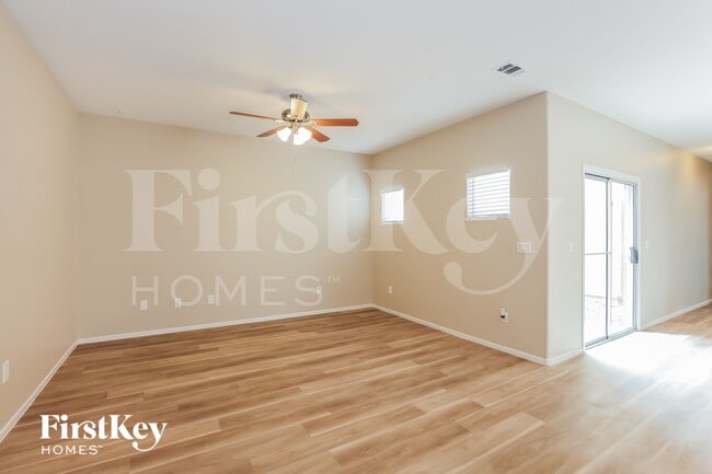 Photo - 6124 Puesta Del Sol St