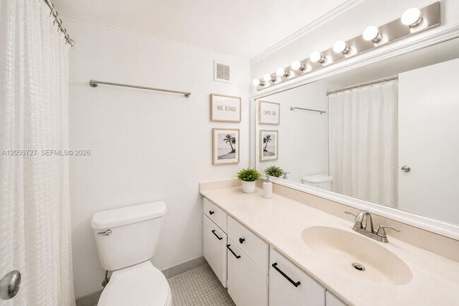 Photo - 1200 West Ave Unit PH11