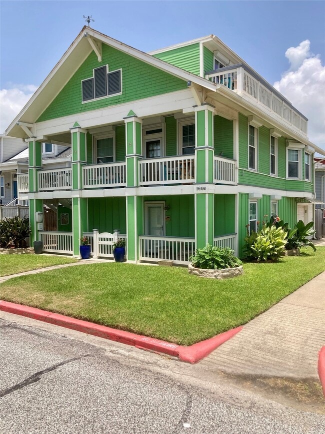 Photo - 1602 Avenue O