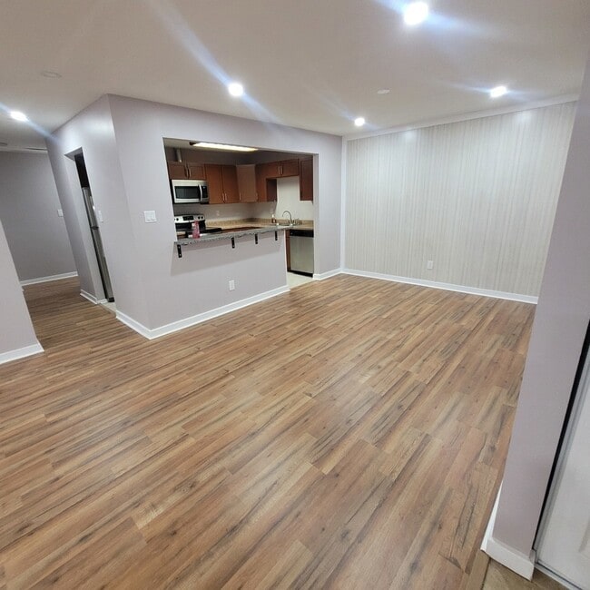 Photo - 803 Garden Cir Unit 7A