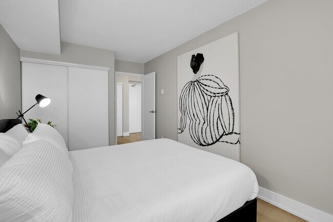 Photo - Aspen Towers