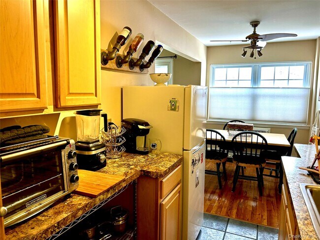 Photo - 8 Colonial Rd Unit 36
