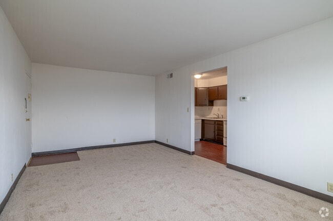 2BR, 1BA - 750SF - Living Room