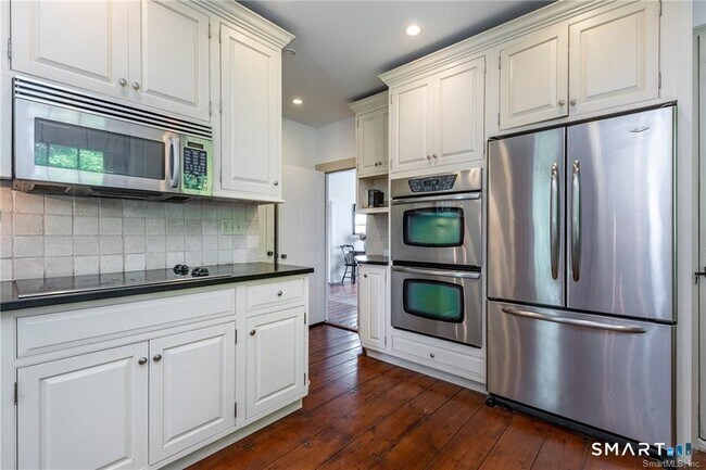 Photo - 103 Litchfield Rd