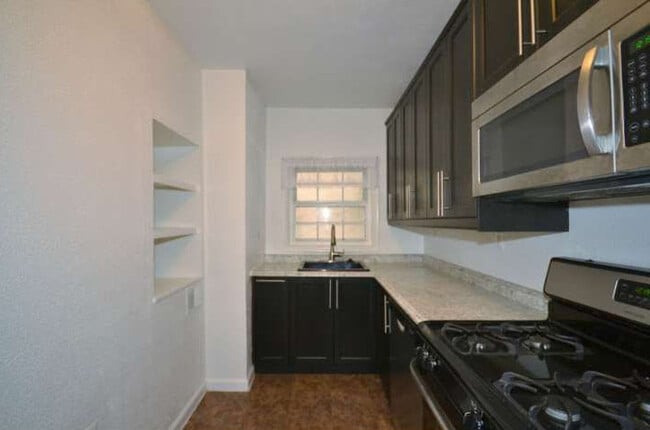 Photo - 353 E Hector St Unidad 1