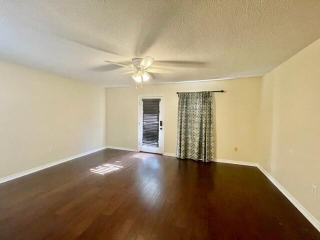 Photo - 36 Alder Ave SE