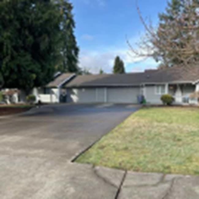 Building Photo - Wonderful 3 Bed Duplex in Puyallup!!!