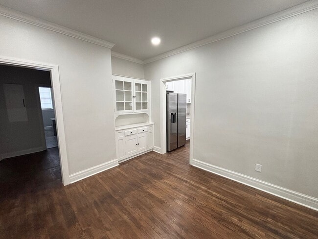 Photo - Bungalow in rosewood