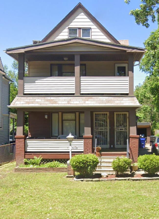 Building Photo - 700 E 117th St Unit 700 E 117 Rental