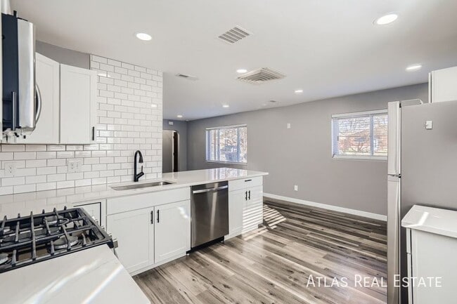 Photo - 1620 Phoenix Ct