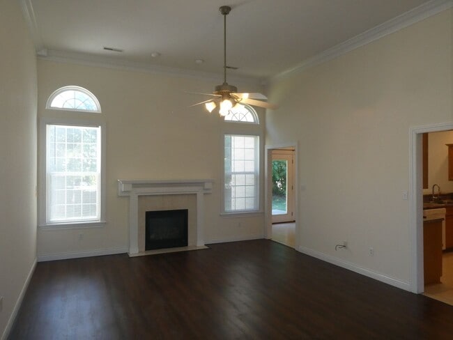 Photo - 4 Bedroom 3 Bath Home