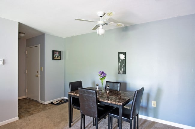 Photo - Horizon Ridge & The Hilltops