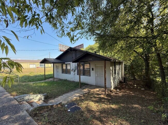 Photo - Quiet 1 bed 1 bath in Montgomery! Unidad B,  B