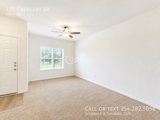 Photo - 325 Crescent Dr