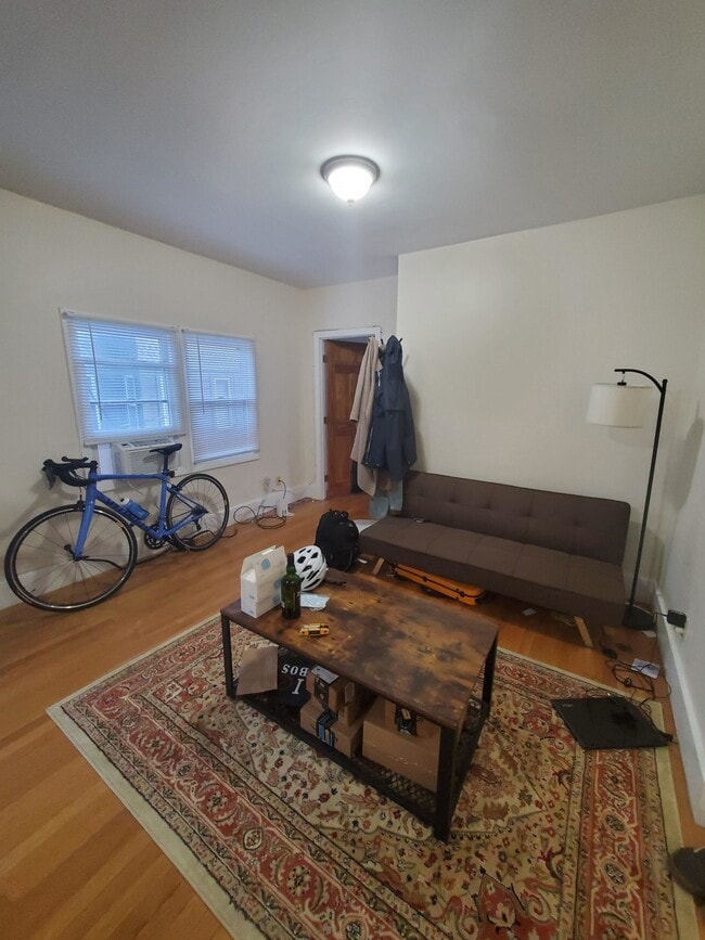 Photo - 185 Beacon St