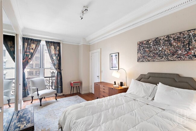 Photo - 510 W 110th St Unidad 8D