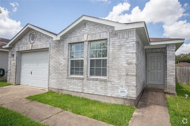 Building Photo - 22827 Sugar Bear Dr Rental