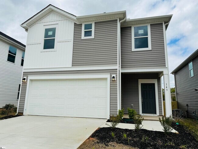 Photo - 143 Longleaf Ln