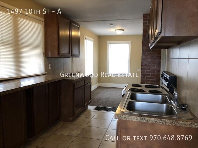 Building Photo - 1497 10th St Unit A Rental
