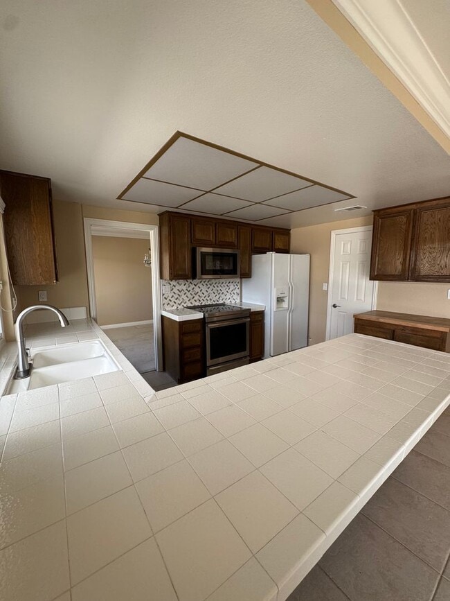 Photo - Prime Cul-de-Sac Location with Expansive Backyard