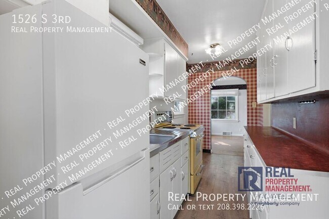 Photo - 1526 S 3rd-