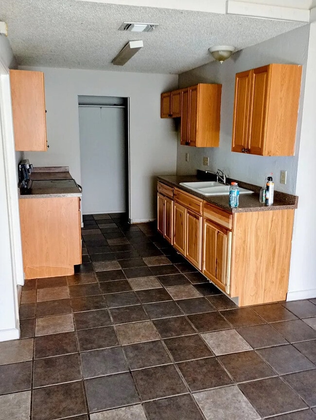 Photo - Room in House on Hardesty