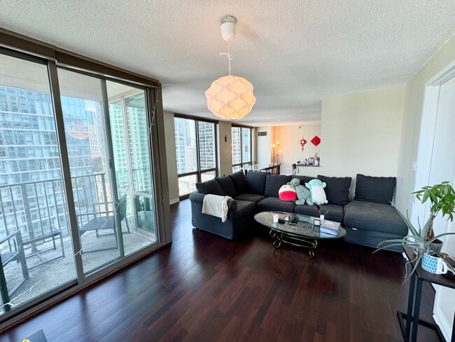 Living room - 2 E Erie St Unit 1908