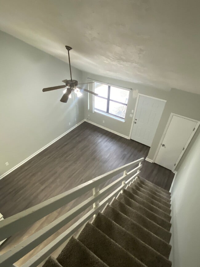 Freshly Remodeled 2 BR 2 BA Townhome Available Now! Beautiful New Flooring, Paint, And More!