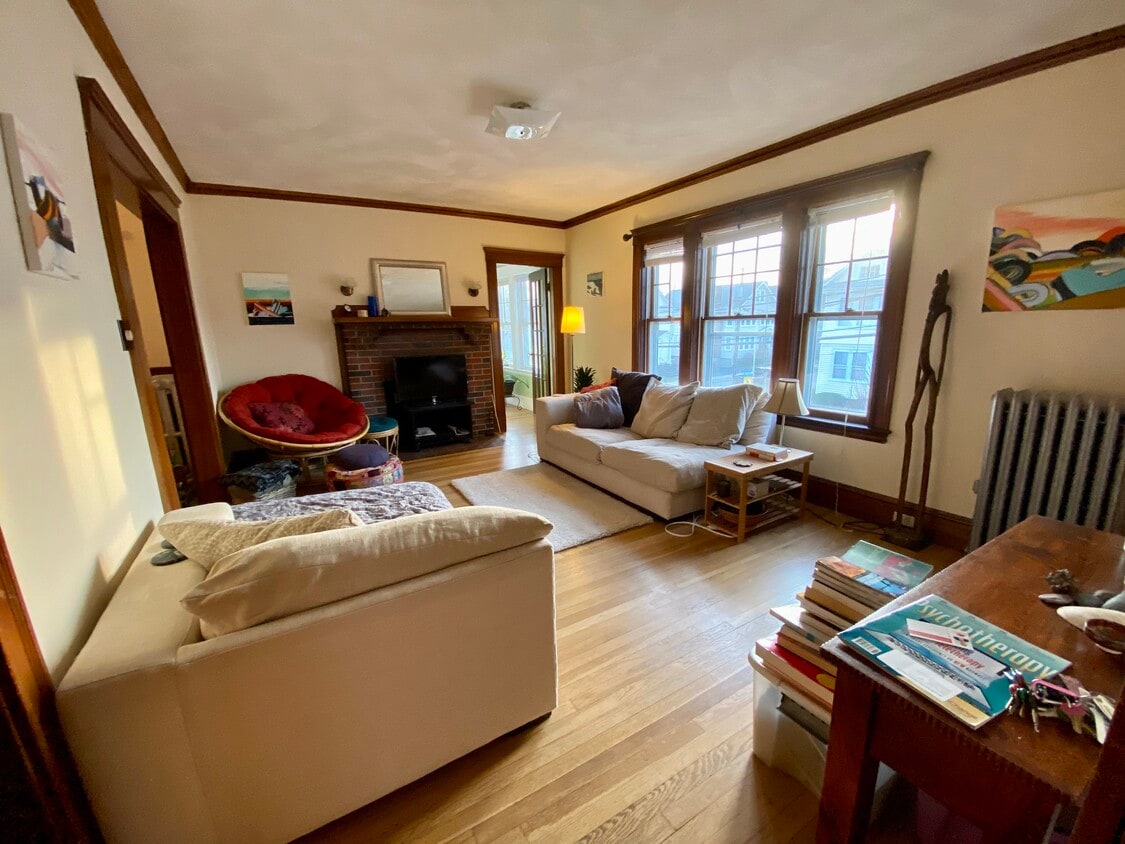 Photo - 10 Margaret St (Arlington, MA)