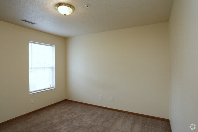 1BR_1BA 667 sq ft - Bedroom