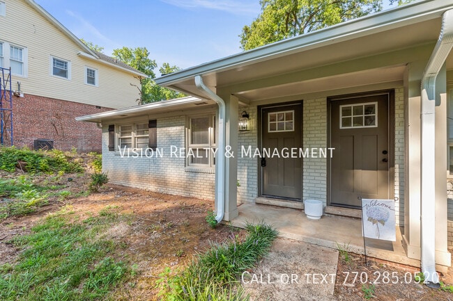 Photo - 303 Springdale Dr Unidad A