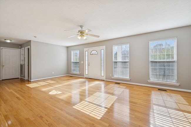 Photo - 1187 Marvel Road