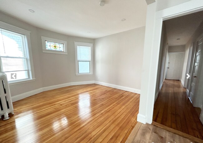 Photo - 24 Willis St Unit 2