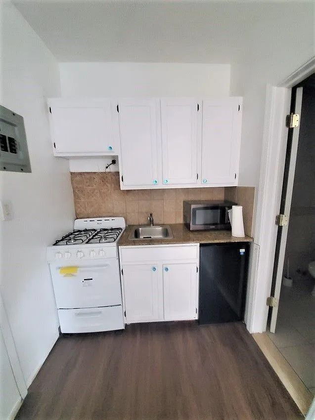 440 3rd Ave