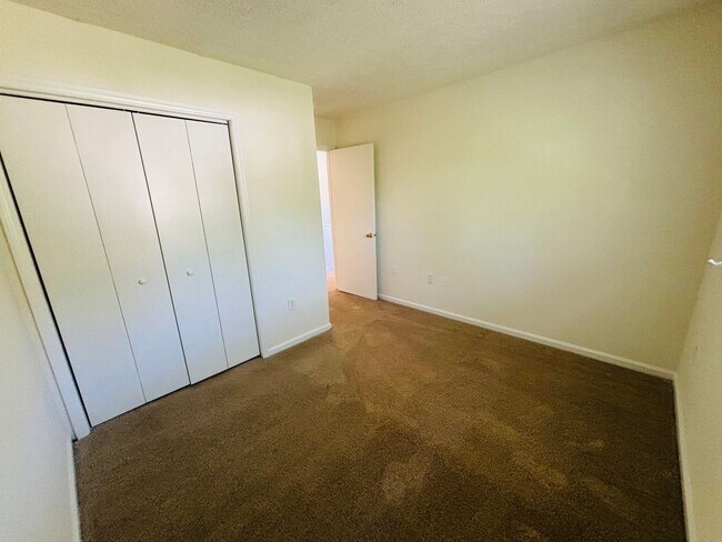 Photo - 615 Green St