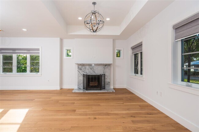 Photo - 808 Majorca Ave