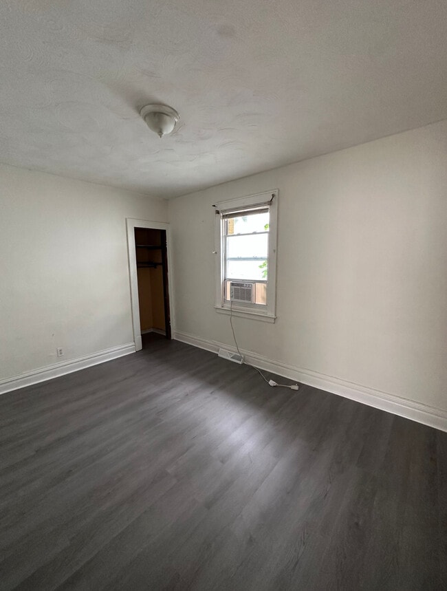Photo - 4914 Alcott Ave