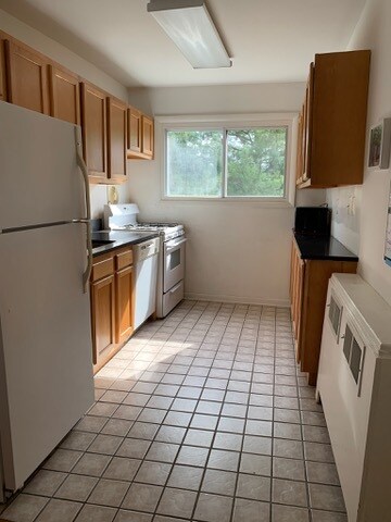 Photo - 1390 Bryant St NE