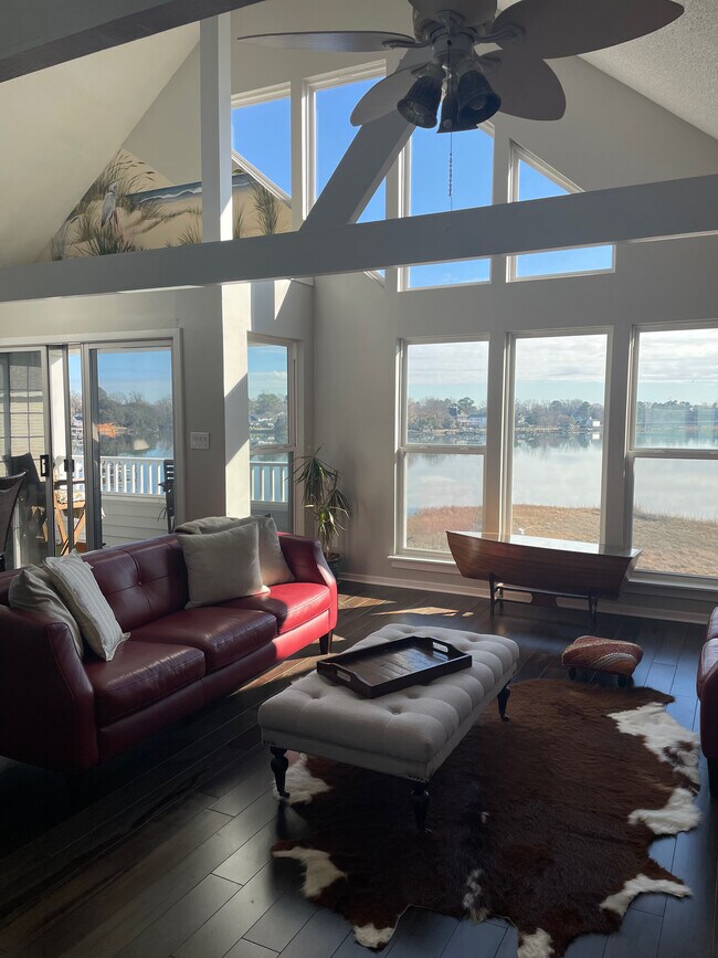 Living room - 219 Island Cove Ct Unit 219 islandcove ct